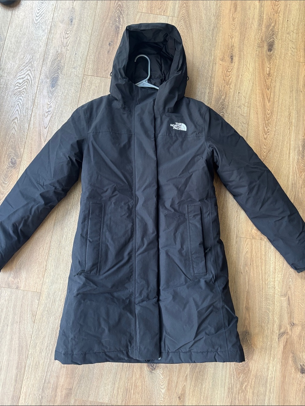 The North Face Women's Black Hooded Insulated Puffer Coat